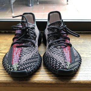 Authentic Yeezy Yecheil 350 V2 size 5.5
